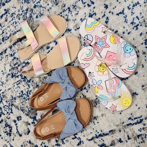 EUC girls sandal lot (sizes 1/2, 2)